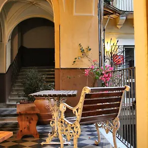 Cortile Stesicoro *** Katania