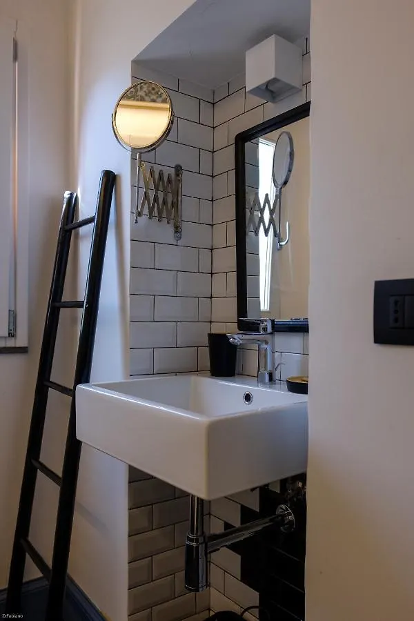 ベッド・アンド・ブレックファスト B&B Sekeles Suites And Spa カターニア